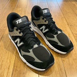 Mens New Balance X90 sneakers size 9.5.